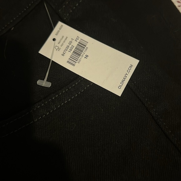 Old Navy Women’s Black Straight Leg Jeans 16 - Picture 3 of 5
